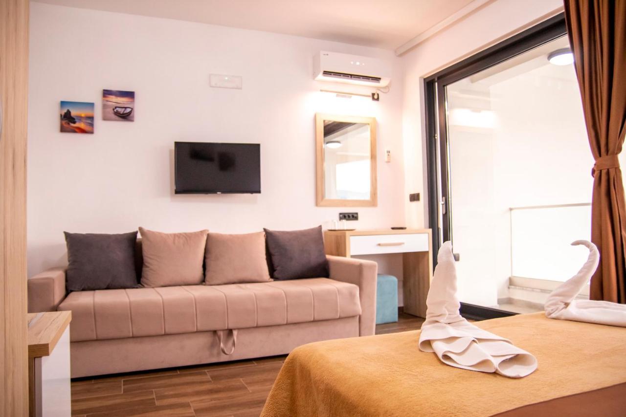 Hotel Lajka Luxury Ούλτσιν Εξωτερικό φωτογραφία