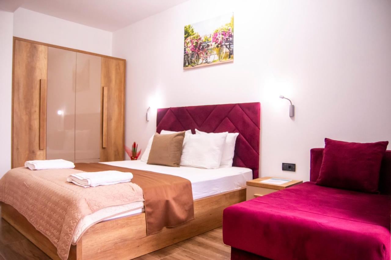 Hotel Lajka Luxury Ούλτσιν Εξωτερικό φωτογραφία
