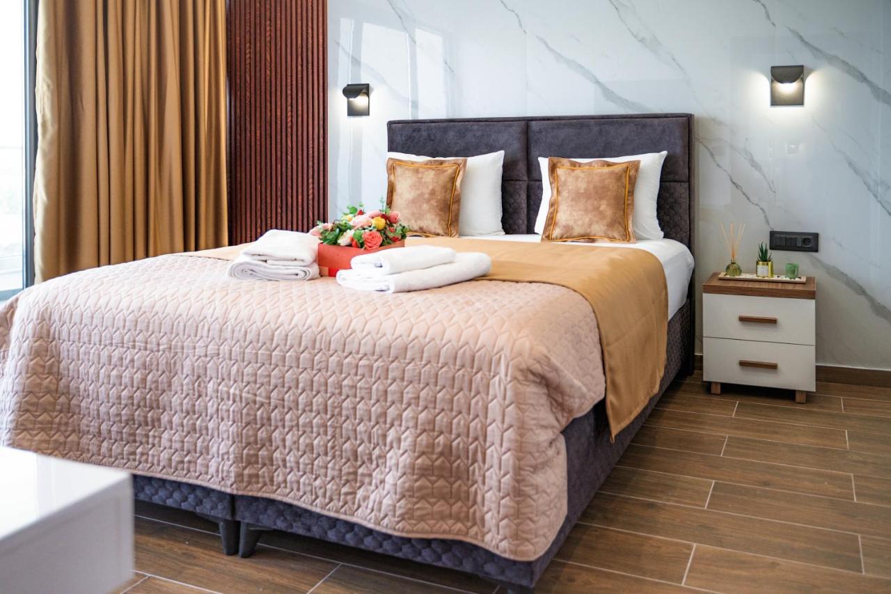 Hotel Lajka Luxury Ούλτσιν Εξωτερικό φωτογραφία