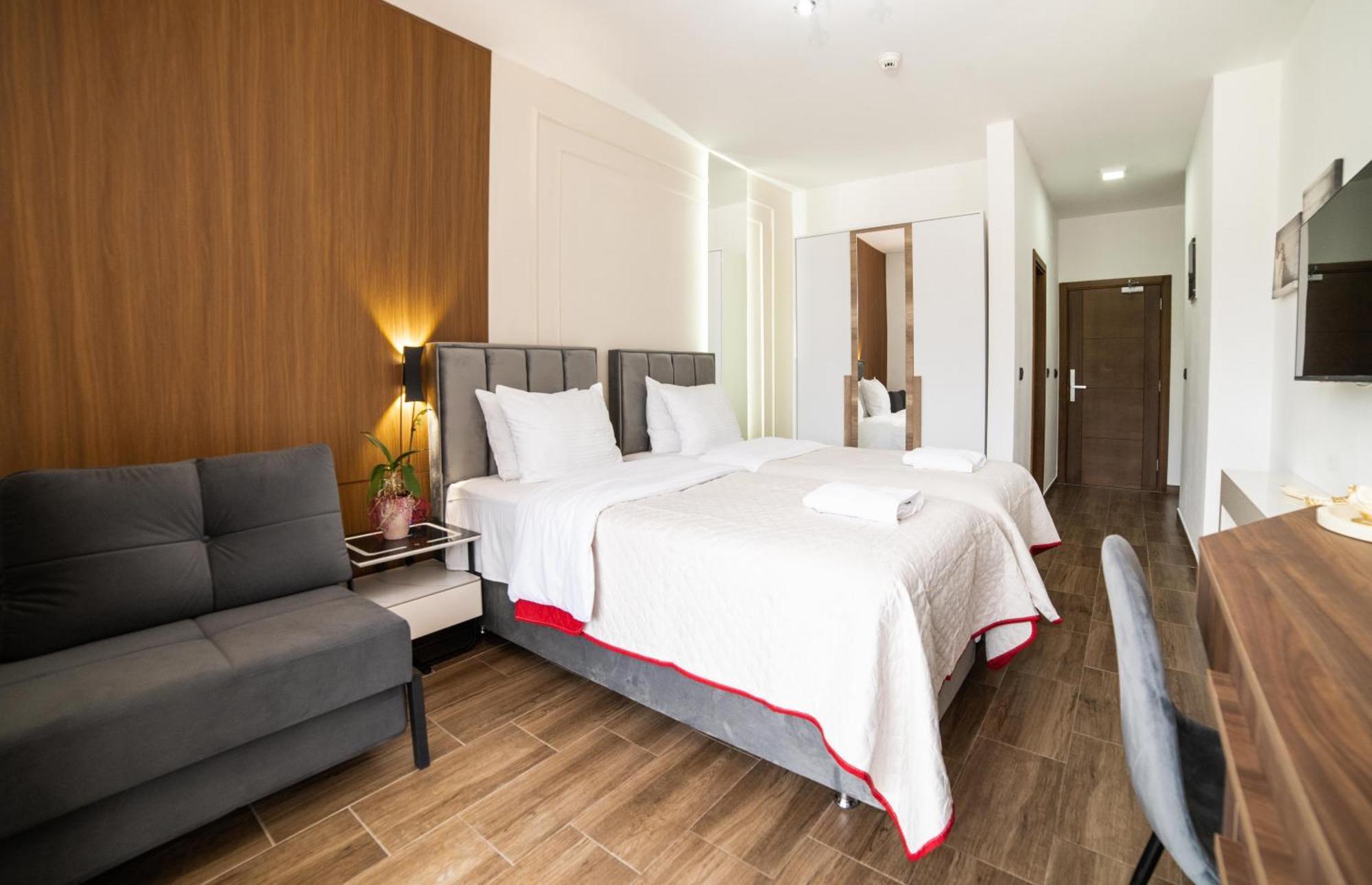 Hotel Lajka Luxury Ούλτσιν Εξωτερικό φωτογραφία